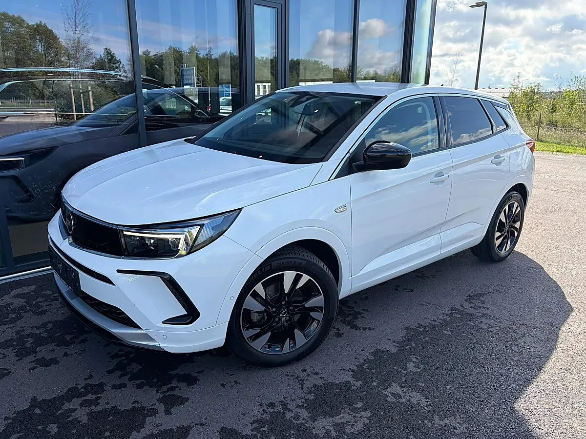 Opel Grandland 2023 photo 2