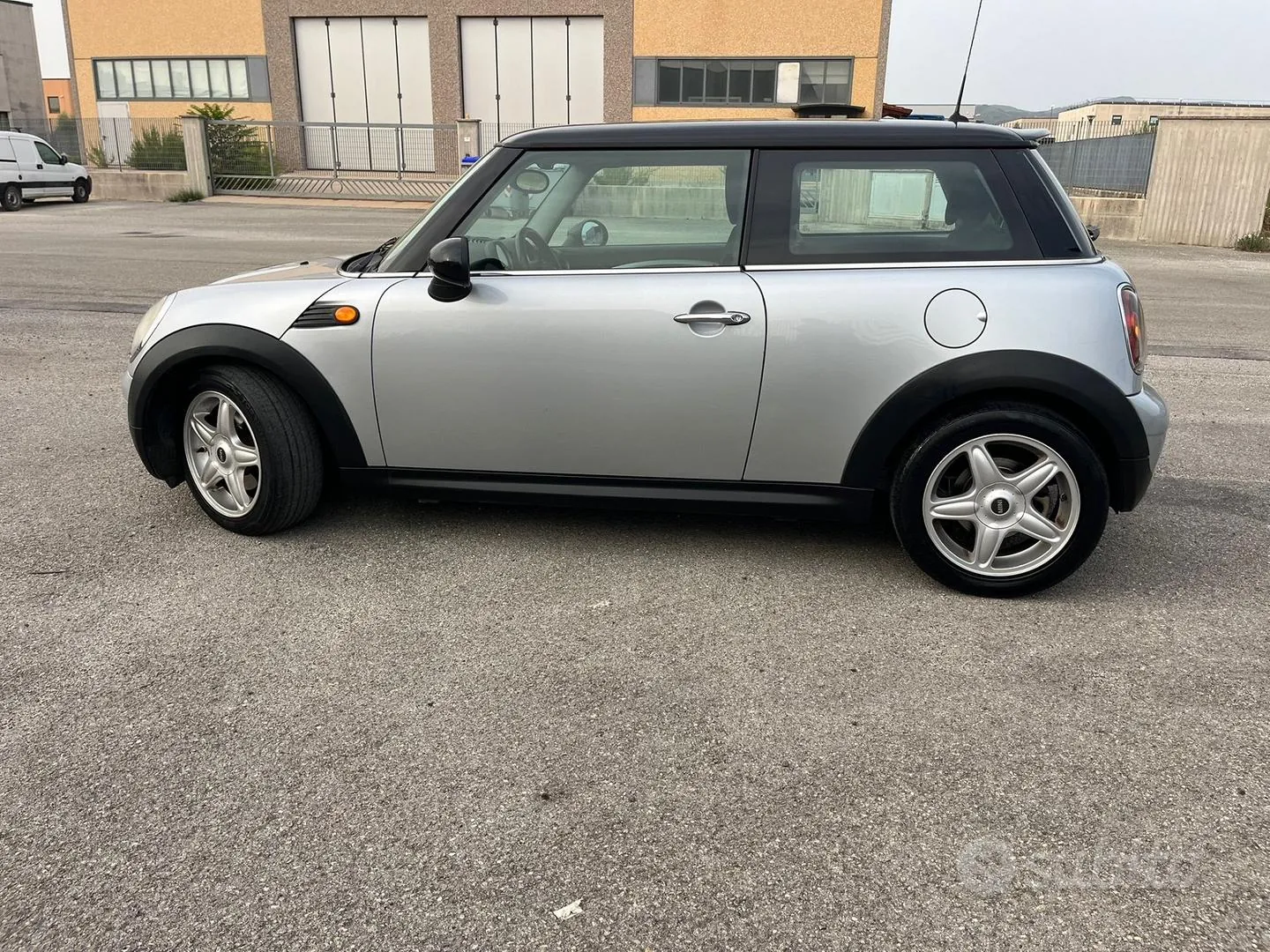 Mini Mini Clubman 2008 photo 4