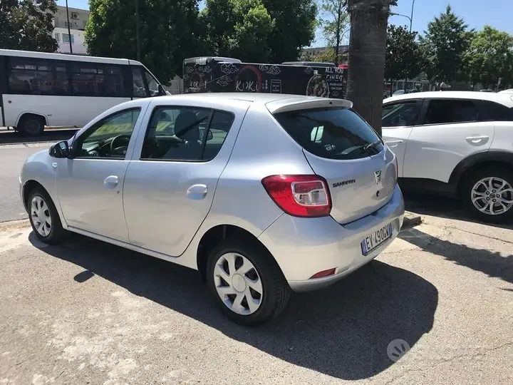 Dacia Sandero 2014 photo 4