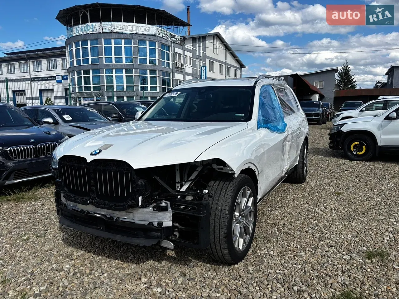 BMW X7 2020 photo 2