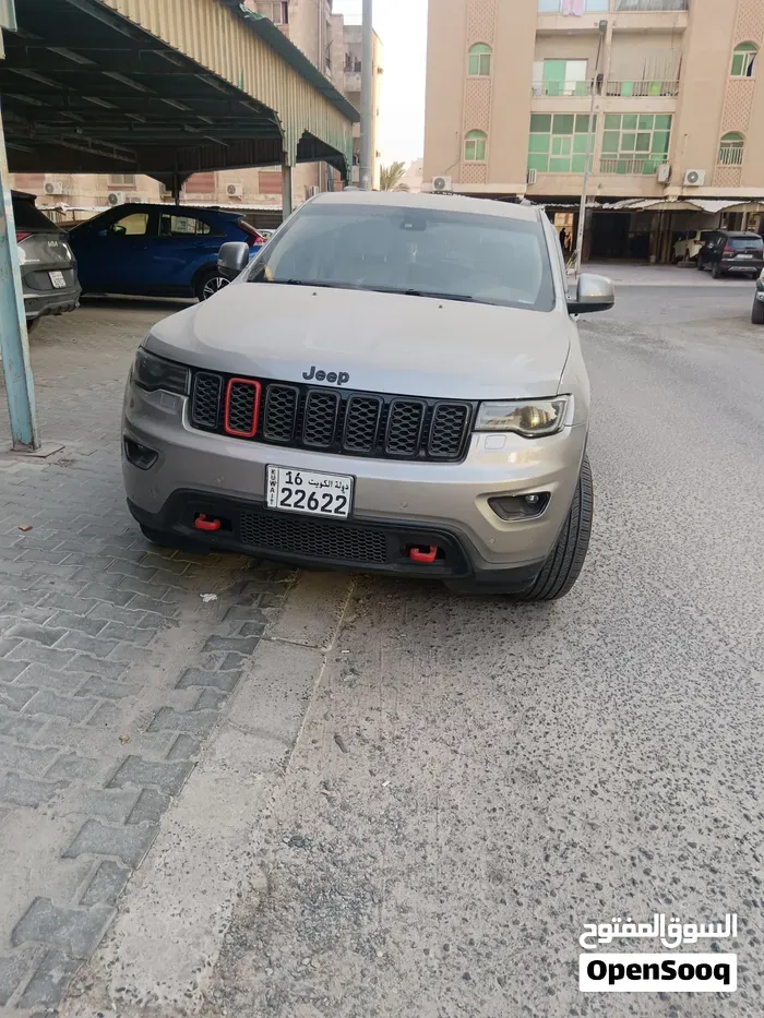Jeep Grand Cherokee 2018 photo 2