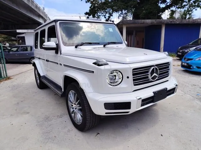Mercedes-Benz G400