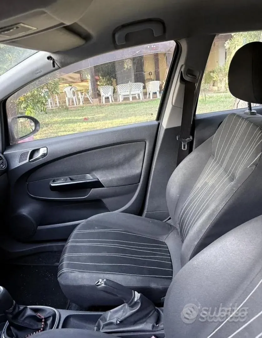 Opel Corsa 2009 photo 3