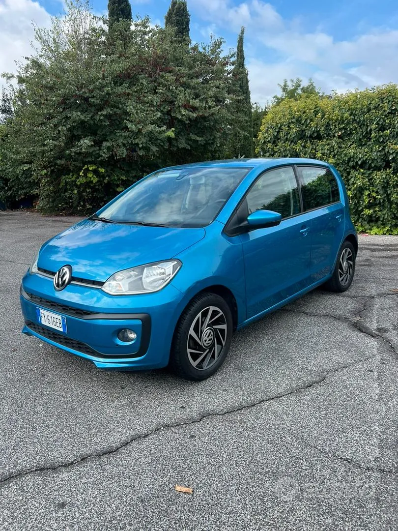 Volkswagen Up