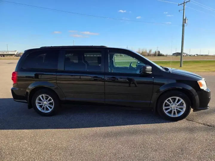 Dodge Grand Caravan 2017 photo 5