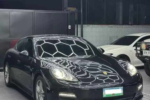 Porsche Panamera 2011 photo 2