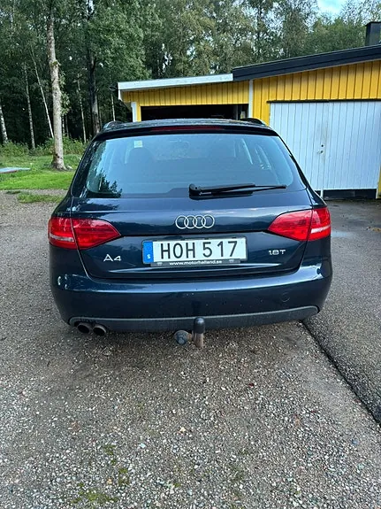 Audi A4 2009 photo 2