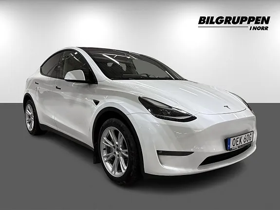 Tesla Model Y 2023 photo 3