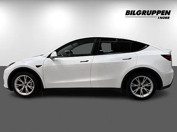 Tesla Model Y 2023 photo 4