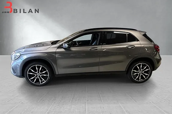 Mercedes-Benz Gla180 2017 photo 3
