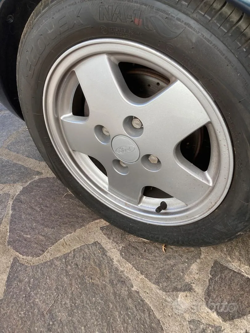 Ford Fiesta 1994 photo 5