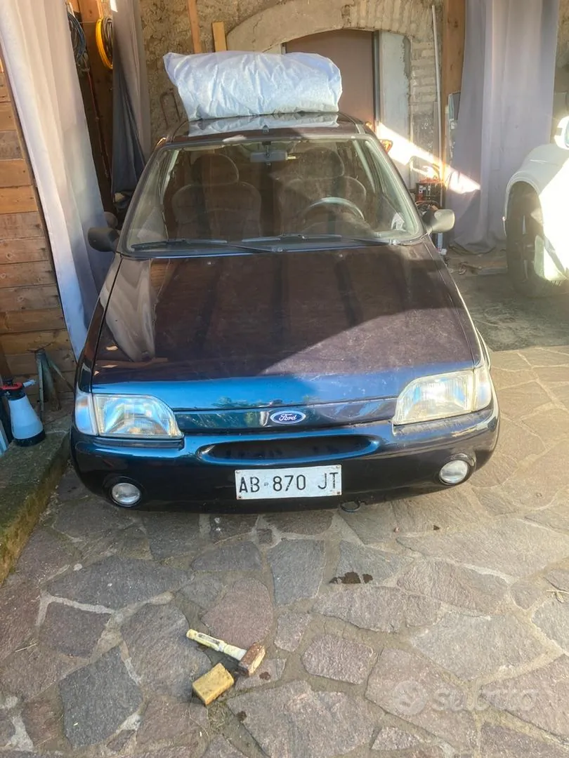 Ford Fiesta 1994 photo 2