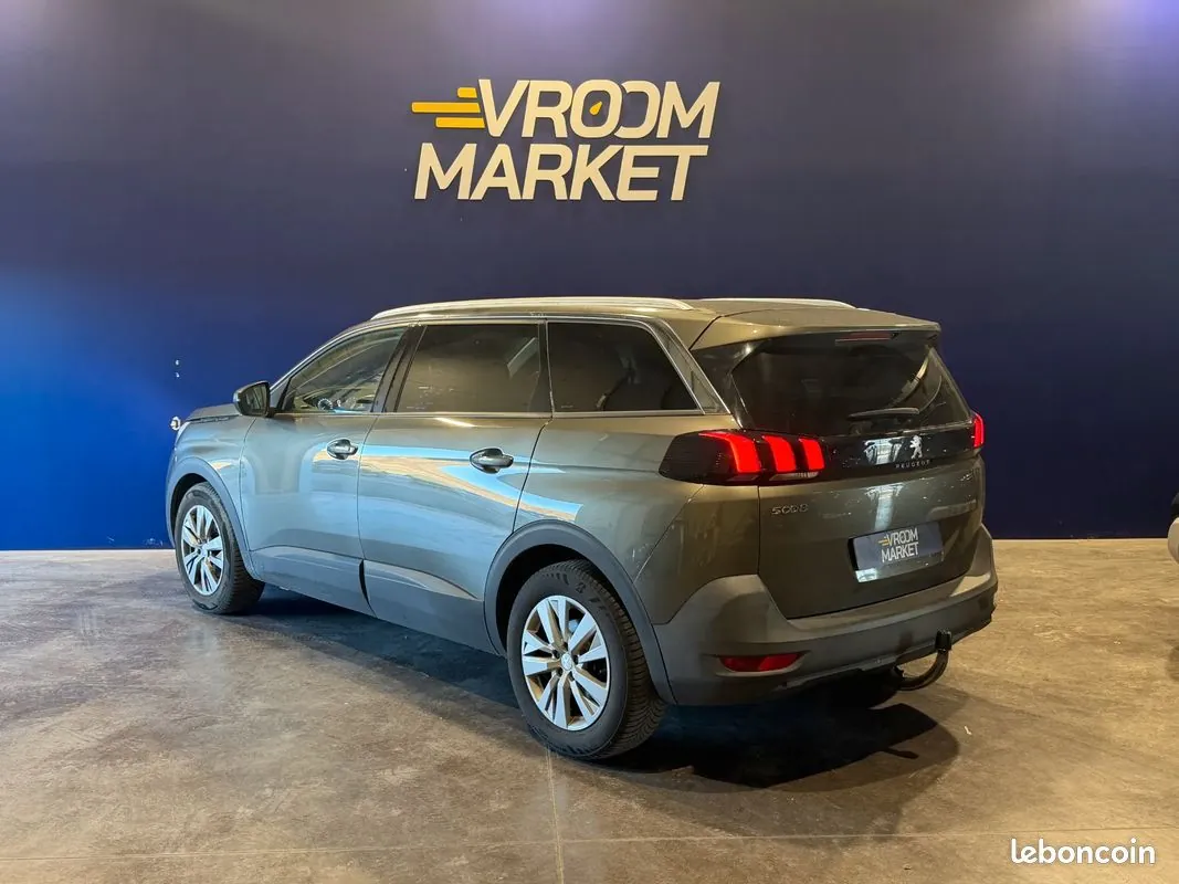 Peugeot 5008 2019 photo 5