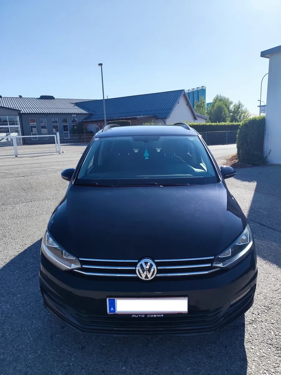 Volkswagen Touran 2018 photo 3