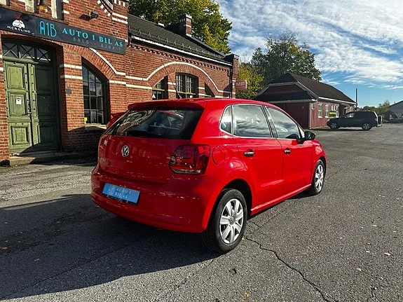 Volkswagen Polo 2010 photo 3