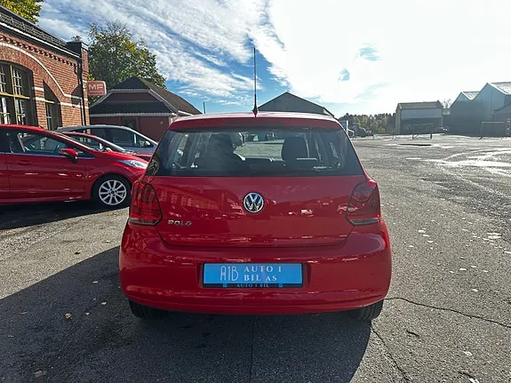 Volkswagen Polo 2010 photo 4