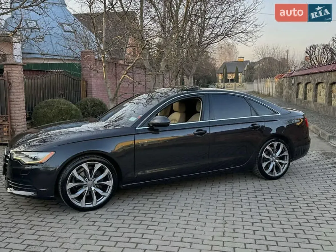 Audi A6 2012 photo 2