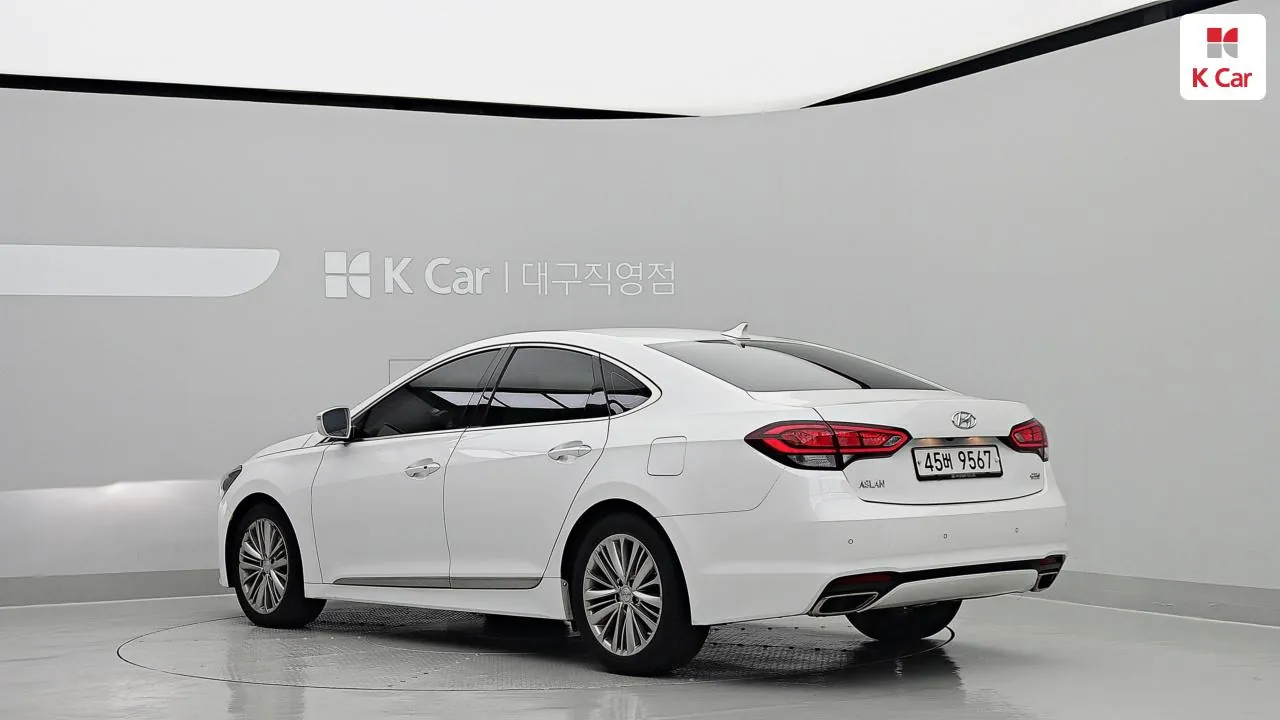 Hyundai Azera 2015 photo 4