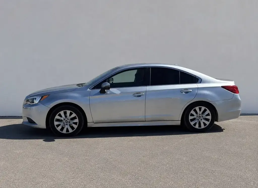 Subaru Legacy 2017 photo 3