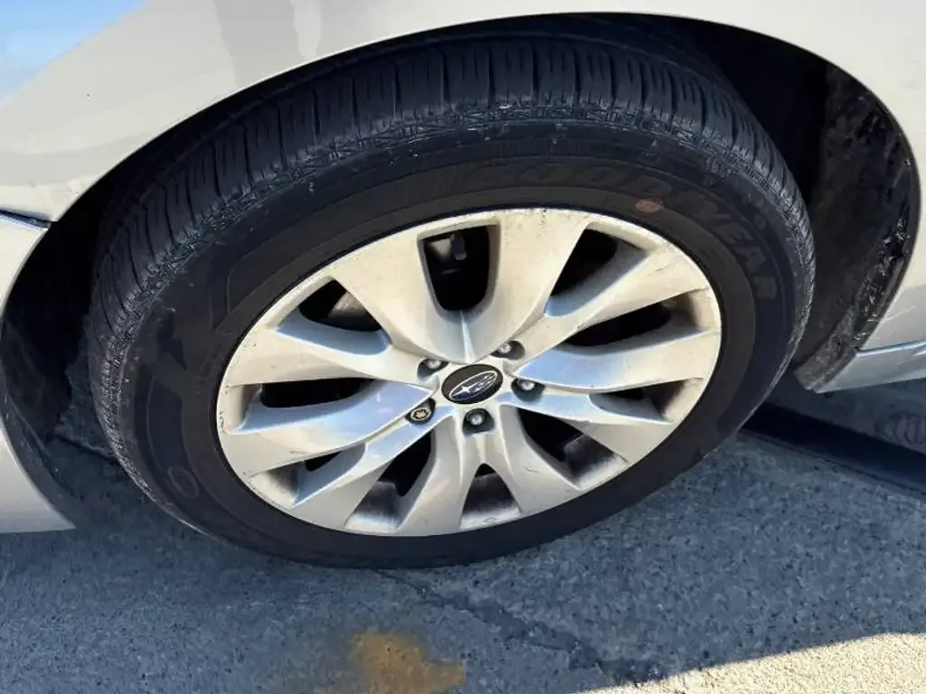 Subaru Legacy 2017 photo 5