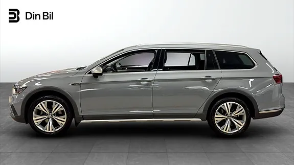 Volkswagen Passat 2024 photo 2