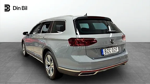 Volkswagen Passat 2024 photo 3