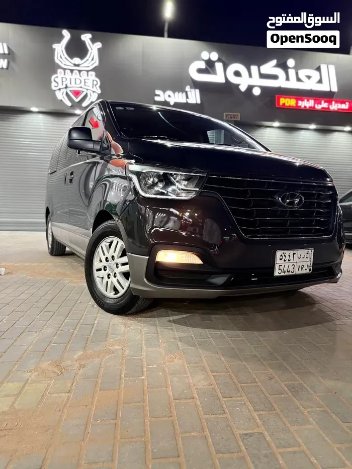 Hyundai H1 2017 photo 5