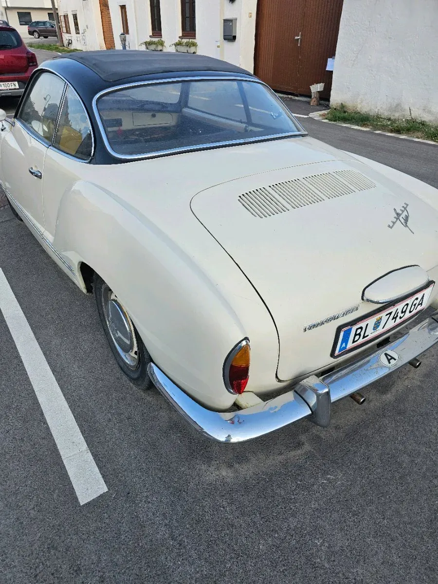 Volkswagen Karmann Ghia 1968 photo 3