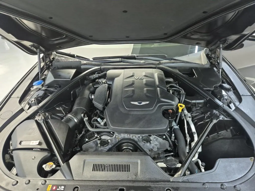 Genesis G80 2018 photo 5