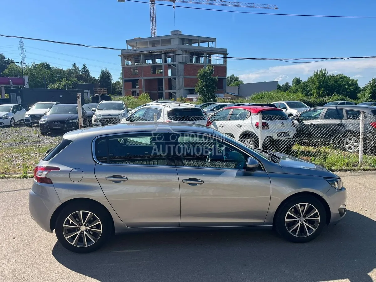 Peugeot 308 2017 photo 5