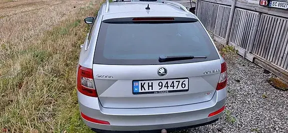 Skoda Octavia 2014 photo 3