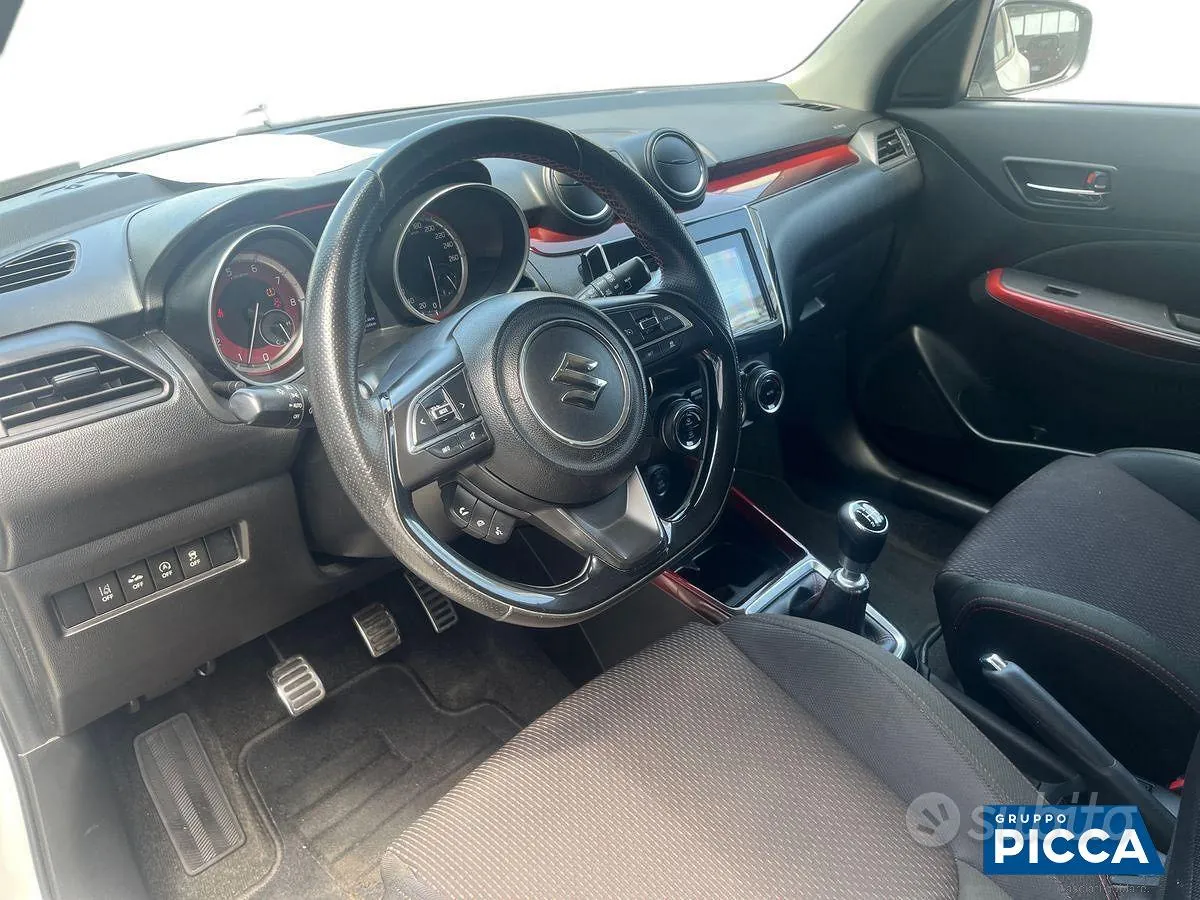 Suzuki Swift 2019 photo 2