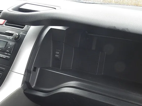 Toyota Auris 2011 photo 5