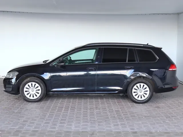 Volkswagen Golf Variant 2016 photo 2