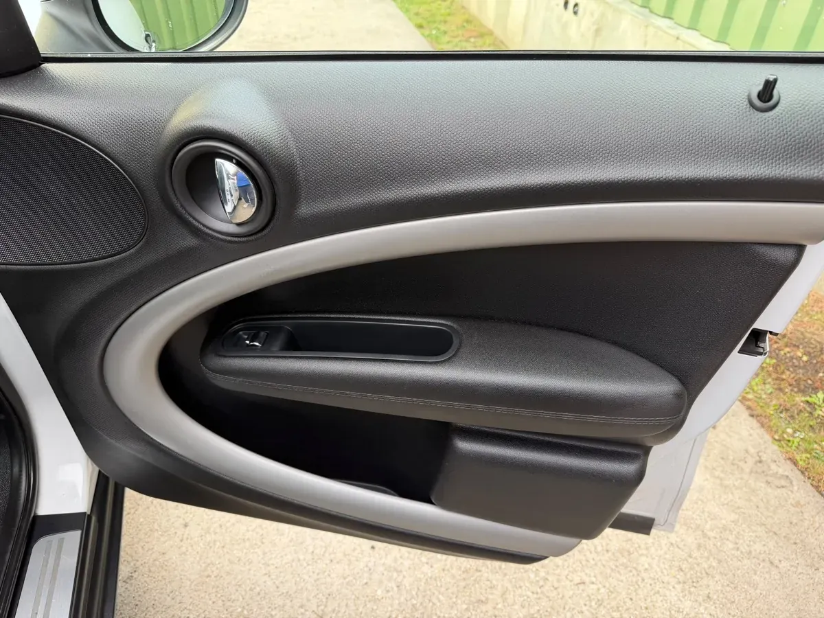 Mini Countryman 2015 photo 3