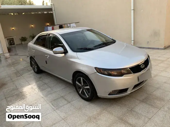 Kia Cerato 2010 photo 3