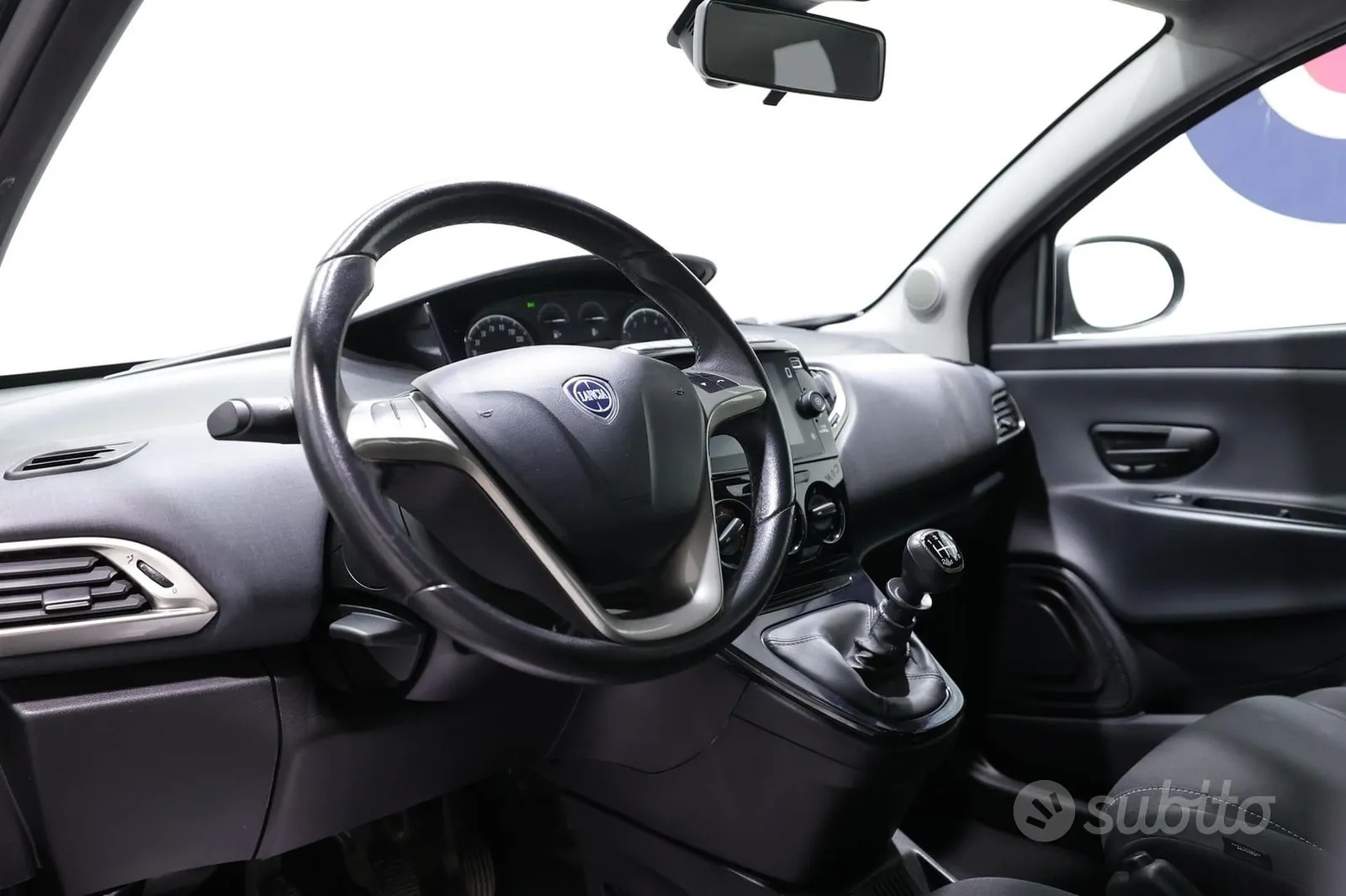 Lancia Ypsilon 2023 photo 5