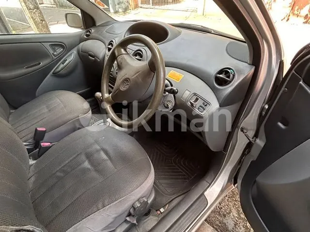 Toyota Vitz 2001 photo 5