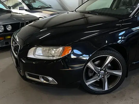 Volvo V70 2013 photo 3
