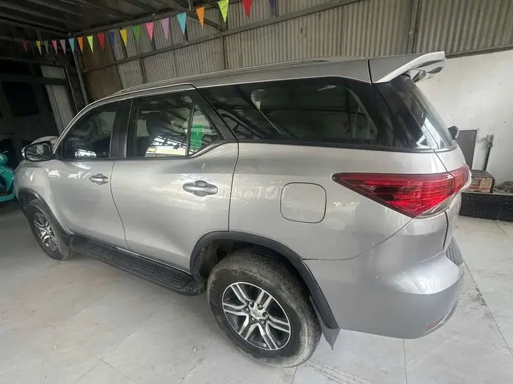 Toyota Fortuner 2017 photo 5
