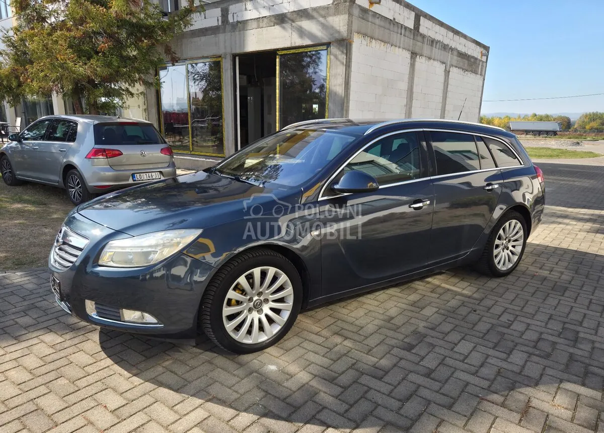 Opel Insignia 2010 photo 2