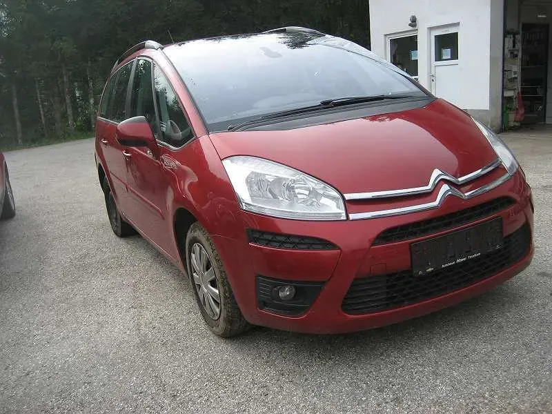 Citroen C4 Picasso 2011 photo 3