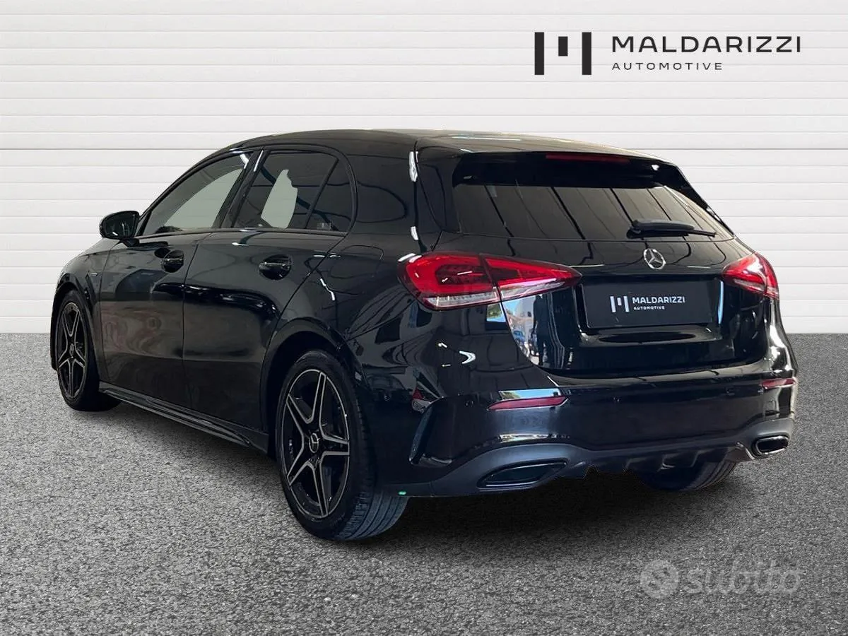 Mercedes-Benz A180D 2022 photo 4