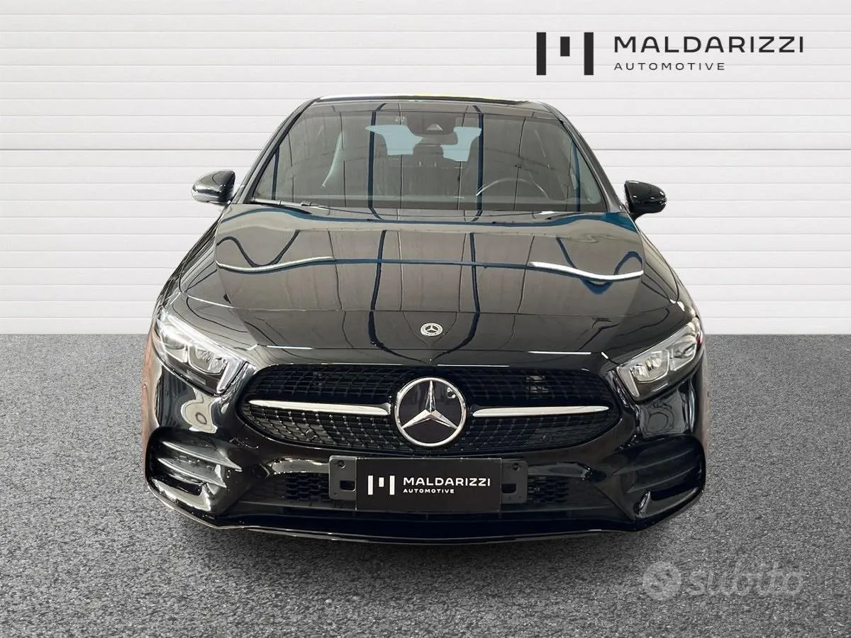 Mercedes-Benz A180D 2022 photo 2