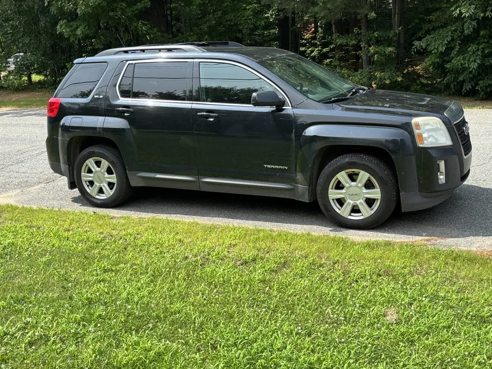 GMC Terrain 2014 photo 2