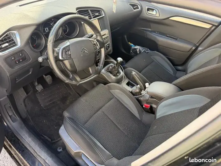 Citroen C4 2015 photo 3