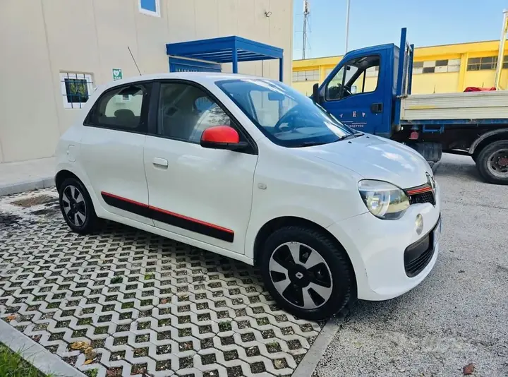 Renault Twingo 2015 photo 4