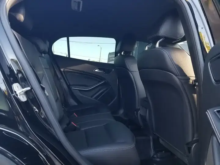 Mercedes-Benz Gla 2016 photo 5