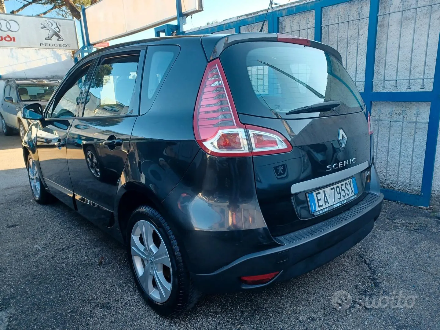 Renault Scenic 2010 photo 3