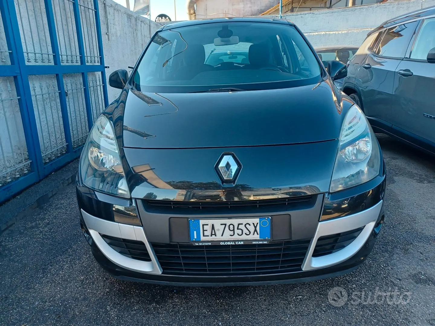 Renault Scenic 2010 photo 5